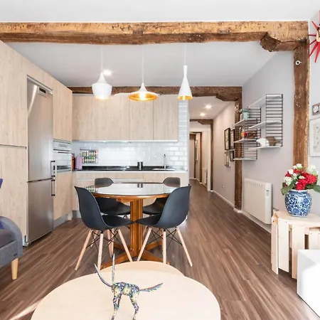 Apartment Near Guggenheim - Walk Everywhere - Elevator - 2 Bedroom By Sua Collection