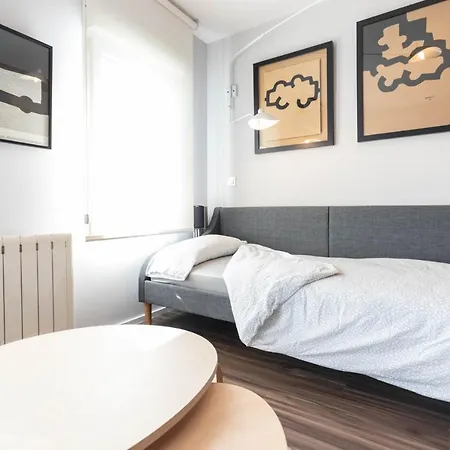 Apartment Near Guggenheim - Walk Everywhere - Elevator - 2 Bedroom By Sua Collection *