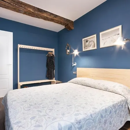Apartment Near Guggenheim - Walk Everywhere - Elevator - 2 Bedroom By Sua Collection Bilbao